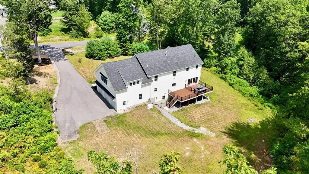 22 Austin Lane Hollis NH 03049