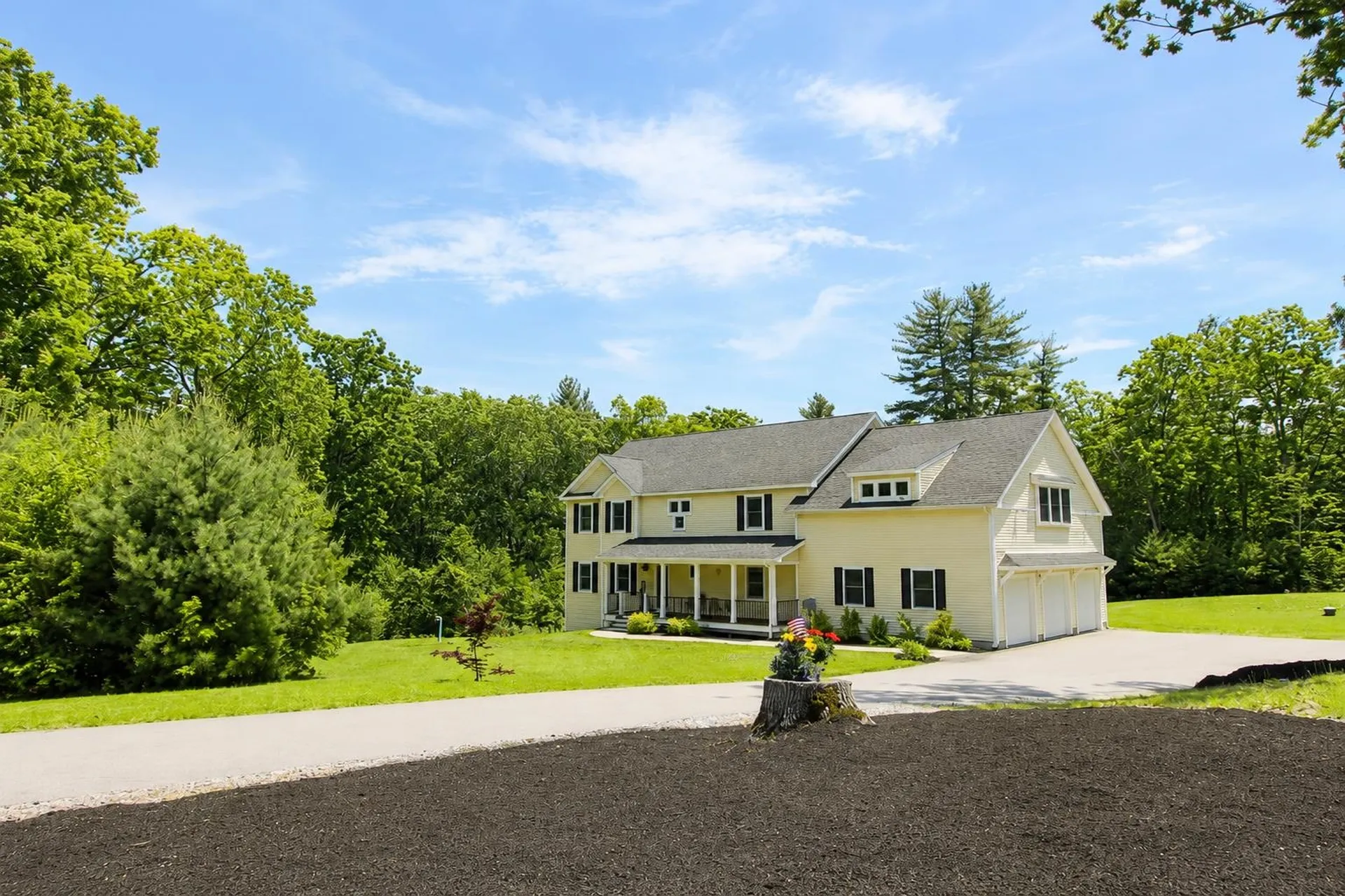 22 Austin Lane Hollis NH 03049