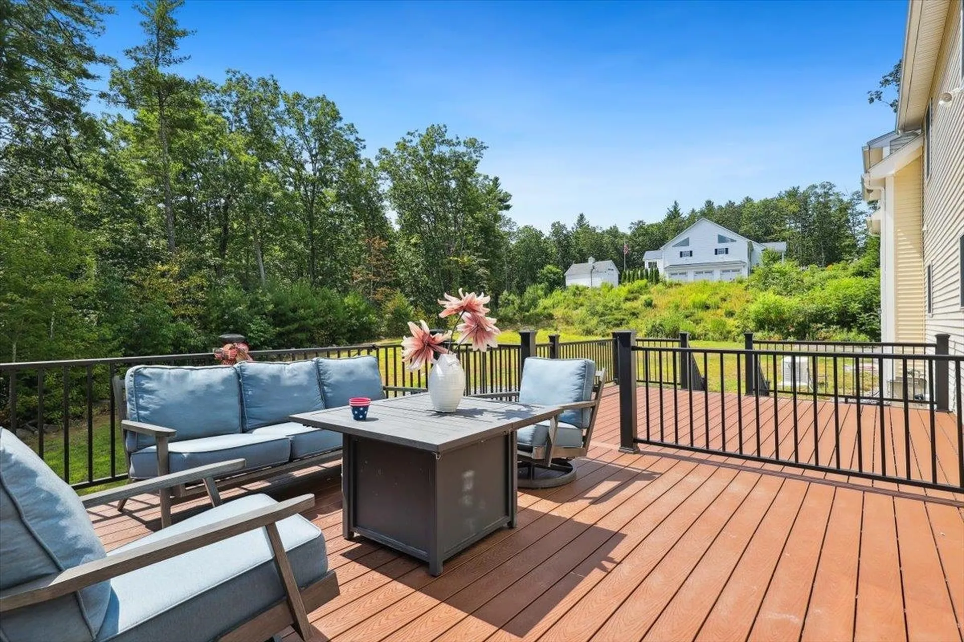 22 Austin Lane Hollis NH 03049