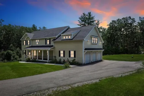 22 Austin Lane Hollis NH 03049