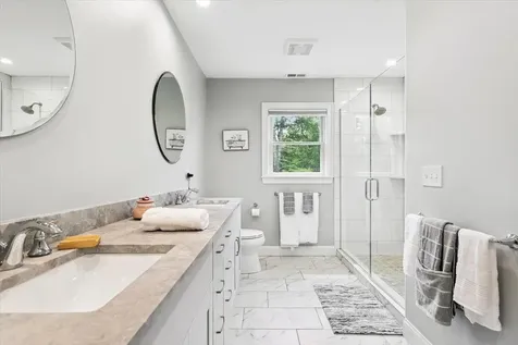 22 Austin Lane Hollis NH 03049