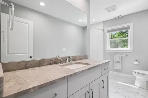 22 Austin Lane Hollis NH 03049