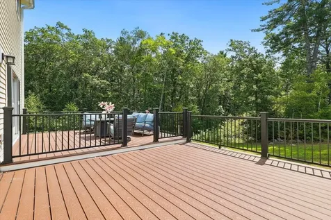 22 Austin Lane Hollis NH 03049