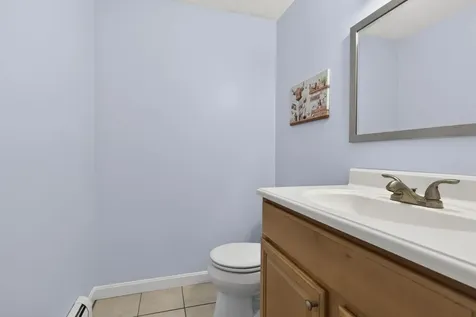 24A Fairway Road Londonderry NH 03053