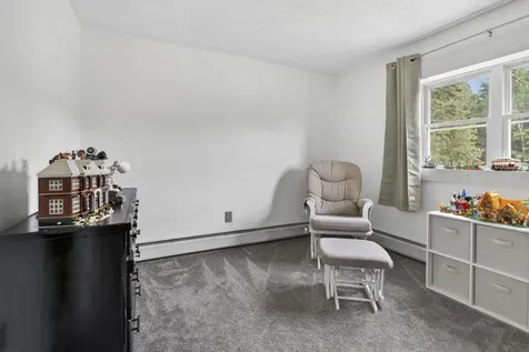 24A Fairway Road Londonderry NH 03053