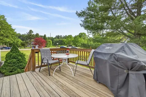24A Fairway Road Londonderry NH 03053