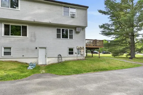 24A Fairway Road Londonderry NH 03053