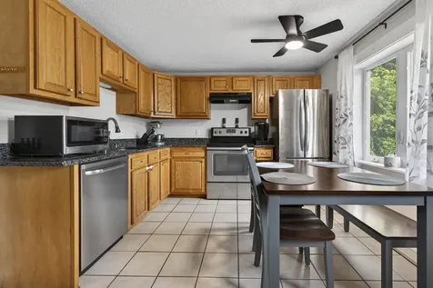 24A Fairway Road Londonderry NH 03053