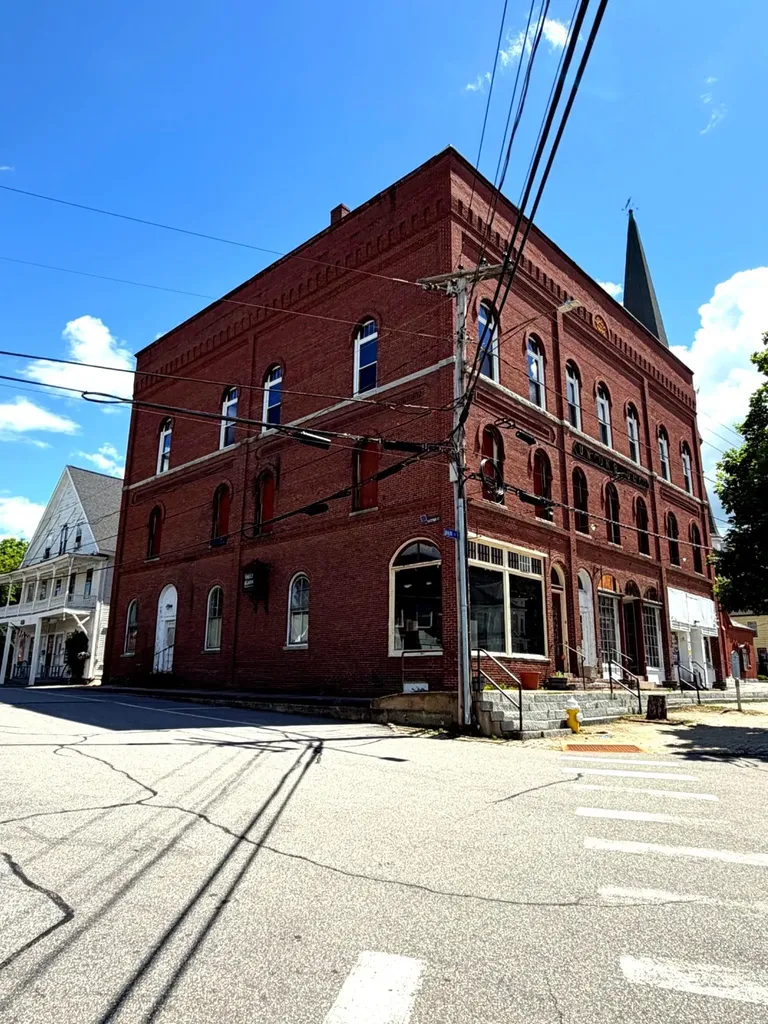 18-22 Main Street Pittsfield NH 03263