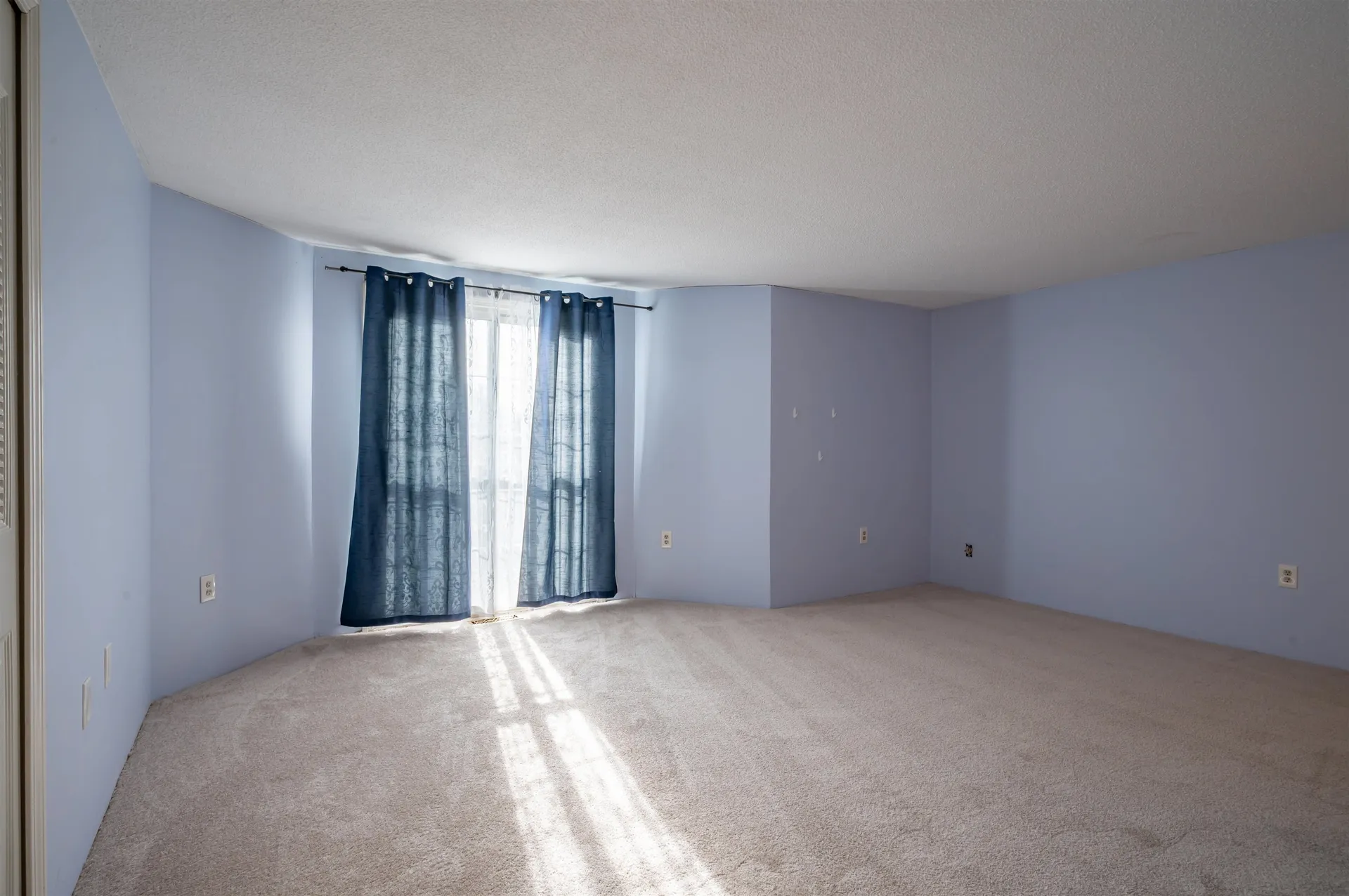 181 Cannongate Iii Road Nashua NH 03063