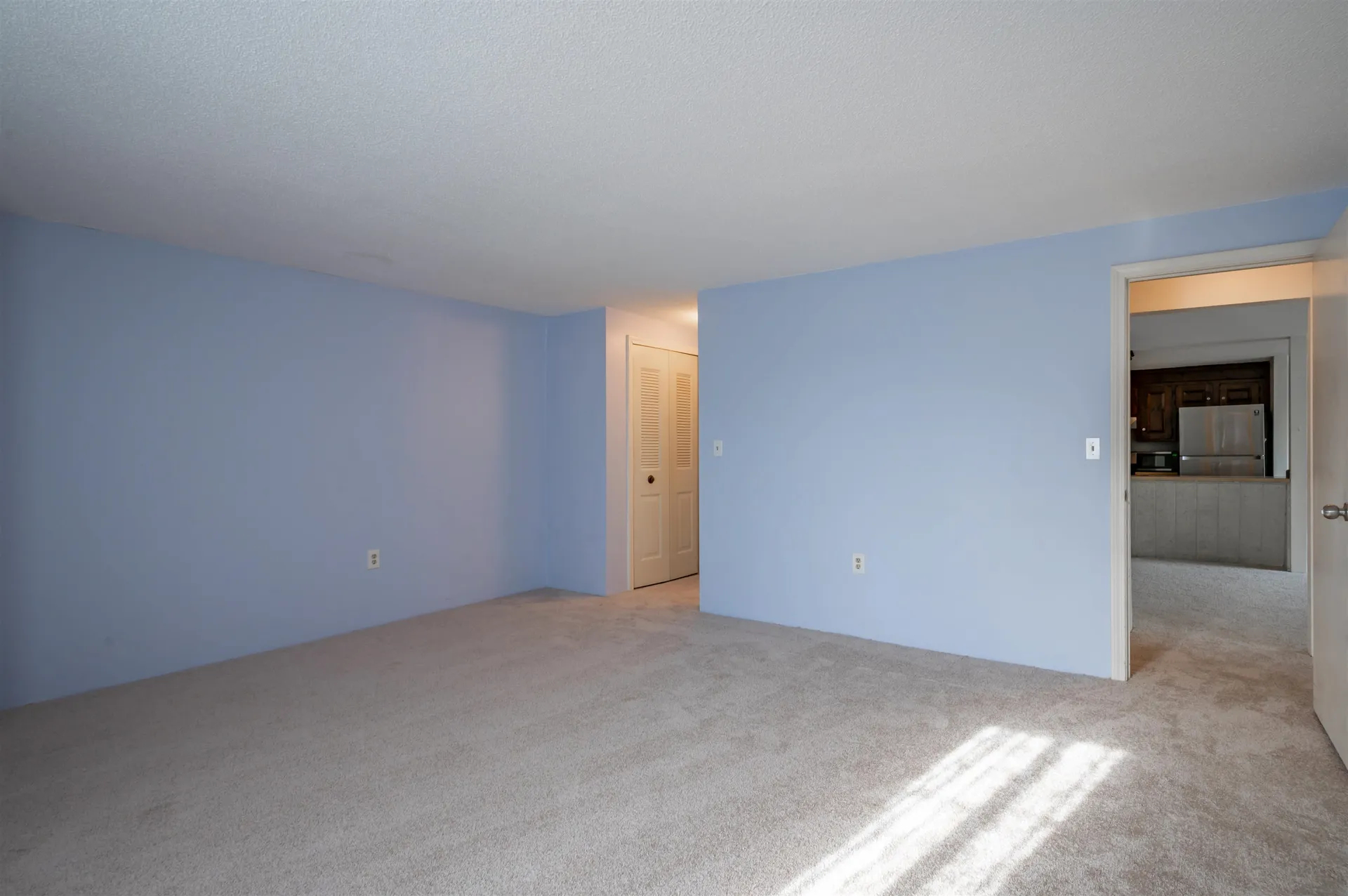 181 Cannongate Iii Road Nashua NH 03063