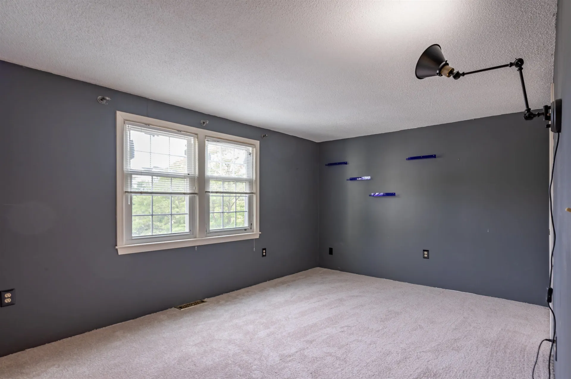 181 Cannongate Iii Road Nashua NH 03063