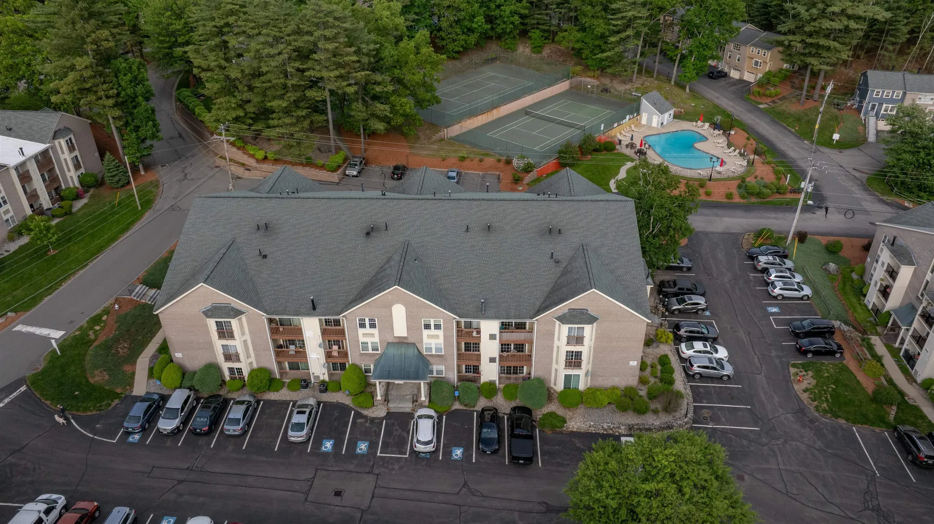181 Cannongate Iii Road Nashua NH 03063