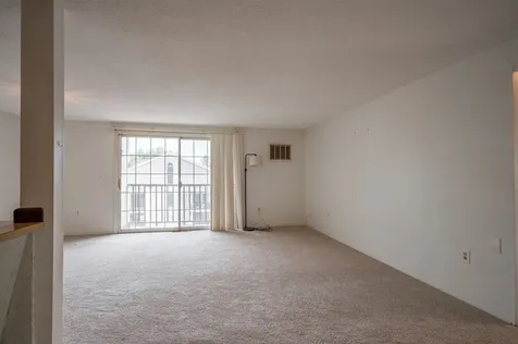 181 Cannongate Iii Road Nashua NH 03063