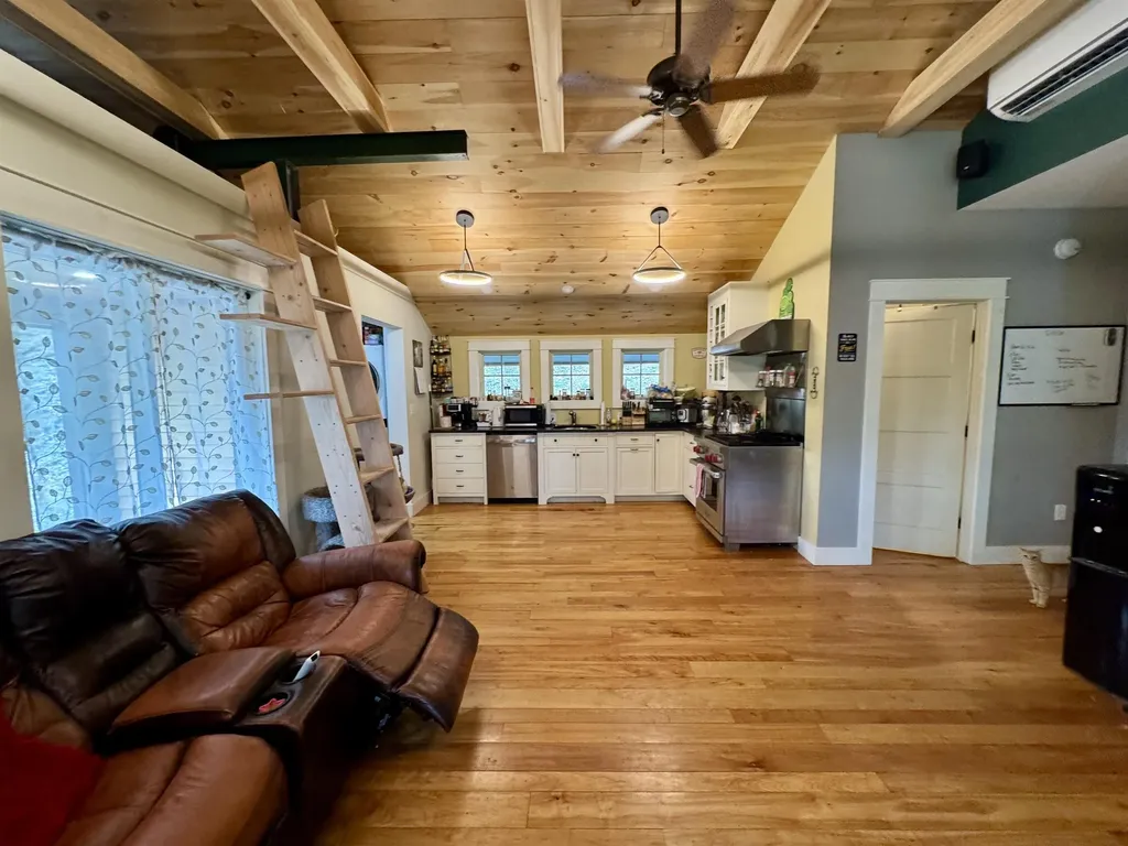 198 Brackett Road Fairlee VT 05045