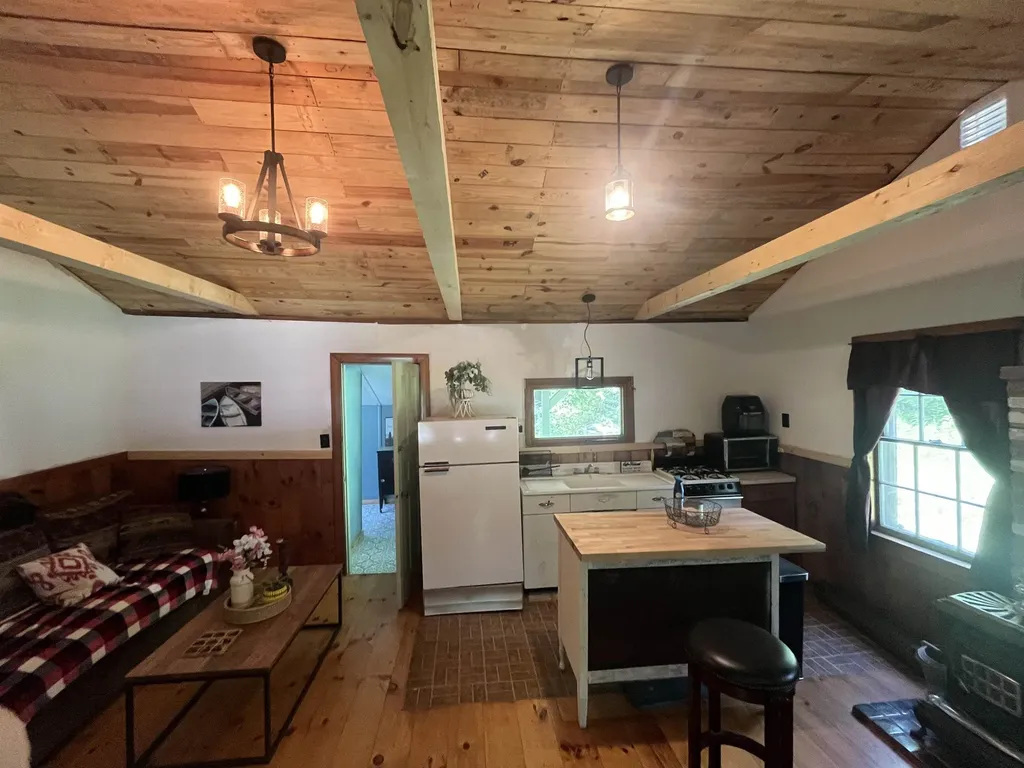 321 Route 123 N Stoddard NH 03464