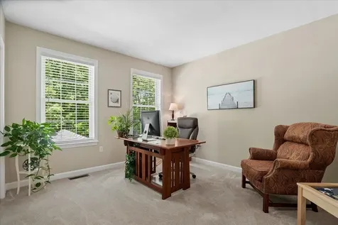 315 Sylvan Lane Manchester NH 03102