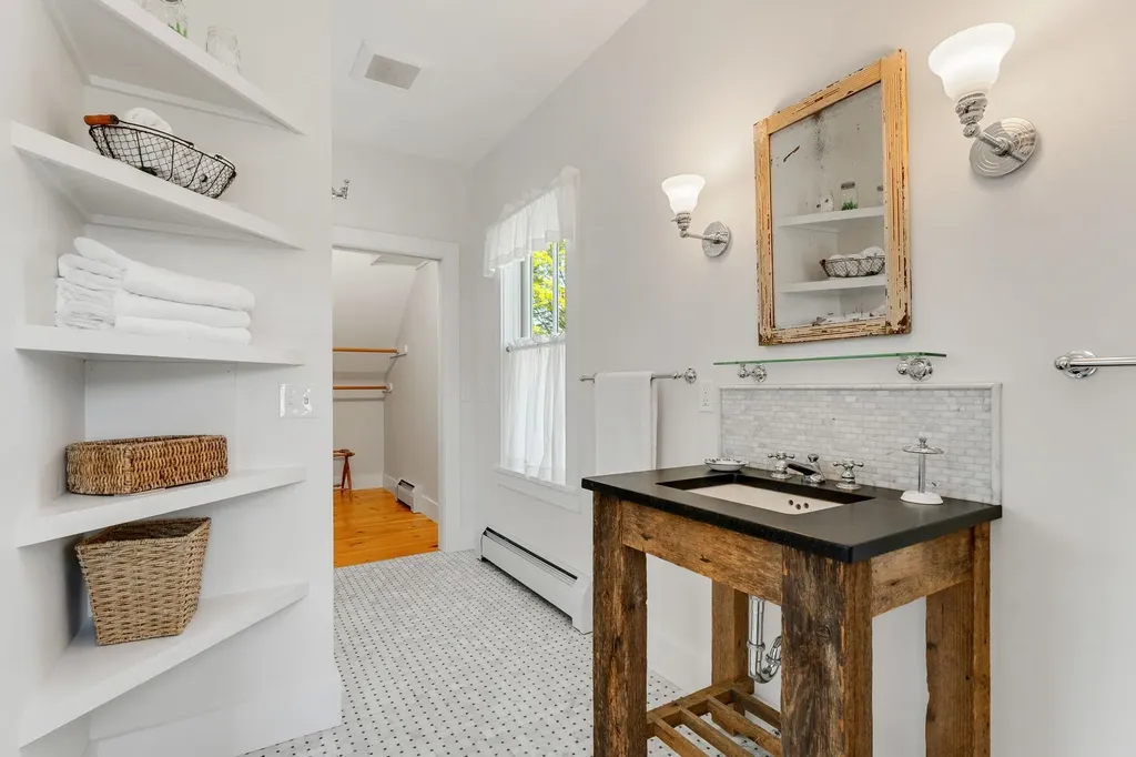 1754 Brook Road Warren VT 05674