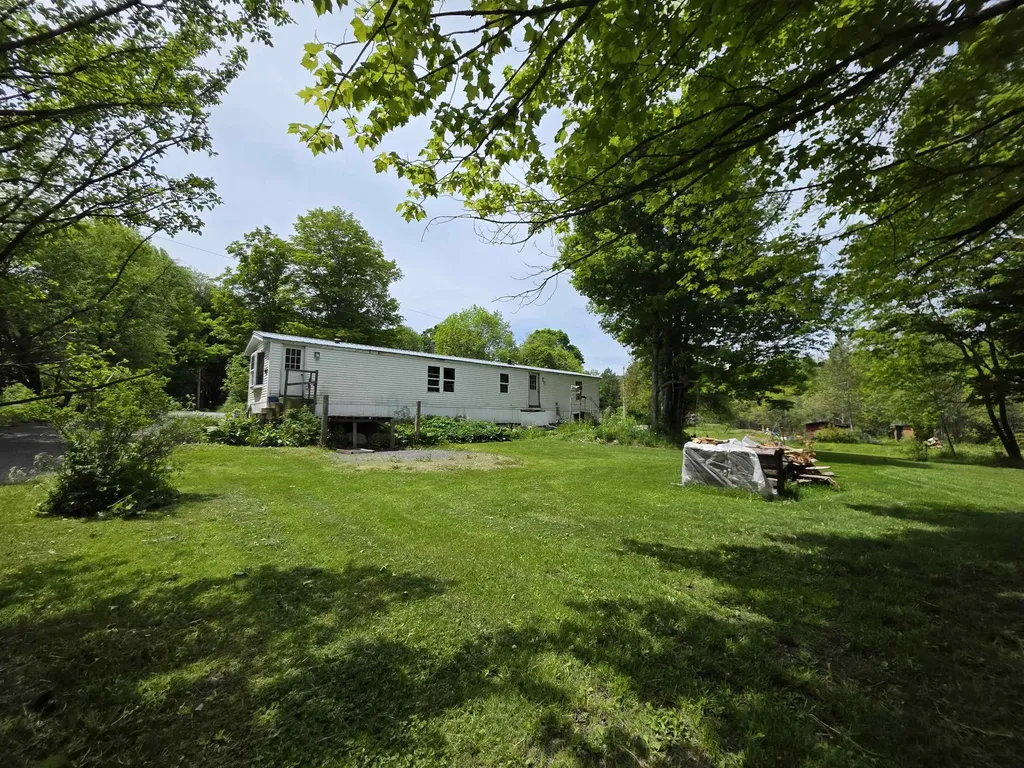 2731 Vt Route 232 Marshfield VT 05658