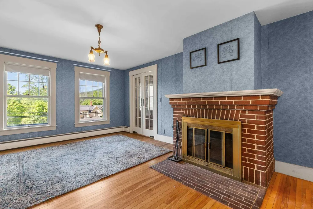 102 Bank Street Lebanon NH 03766