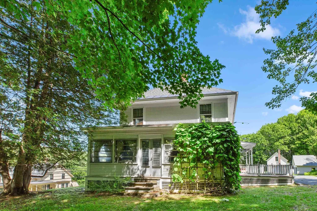 102 Bank Street Lebanon NH 03766