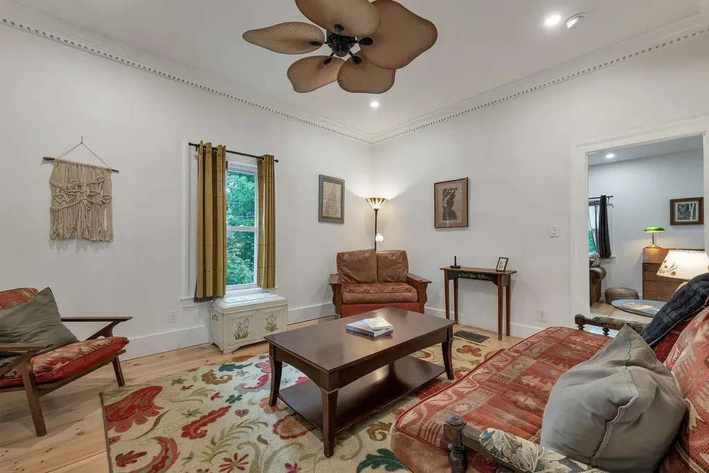 29 Ayles Court Franklin NH 03235