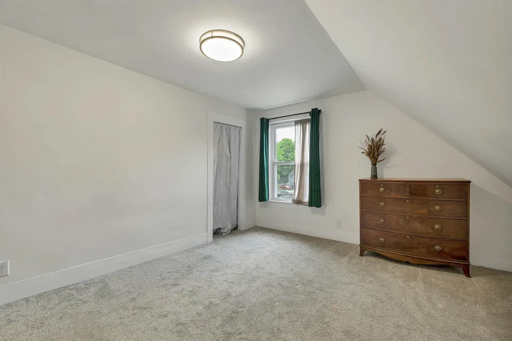 29 Ayles Court Franklin NH 03235