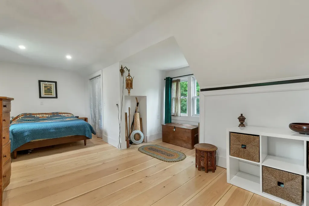 29 Ayles Court Franklin NH 03235