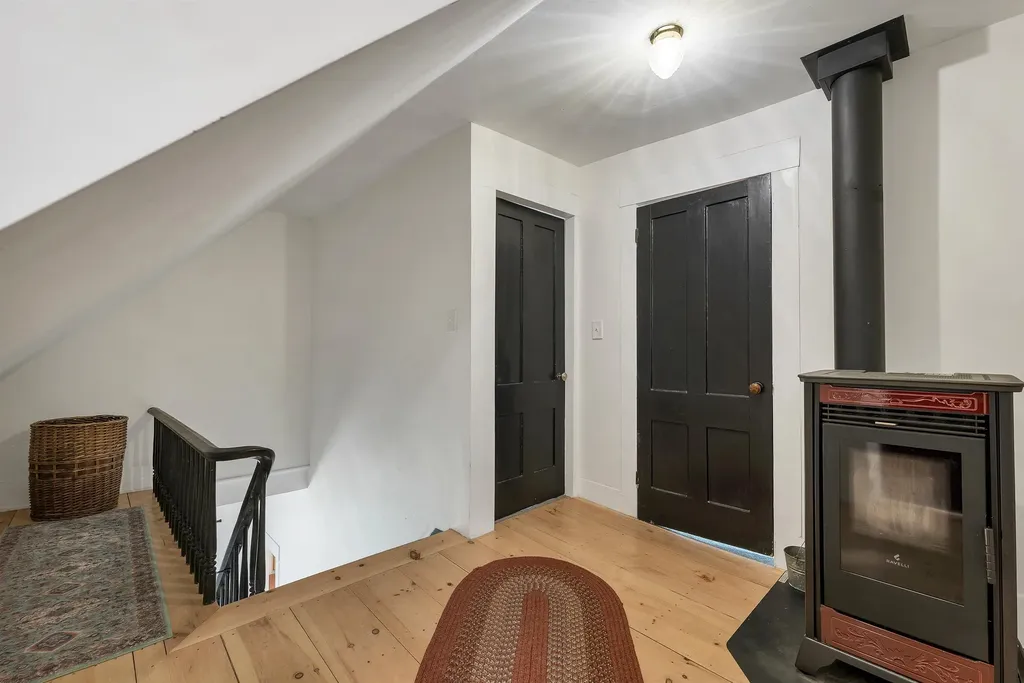 29 Ayles Court Franklin NH 03235