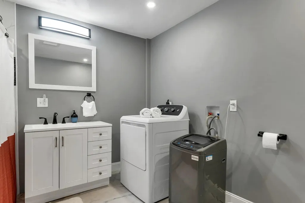 29 Ayles Court Franklin NH 03235
