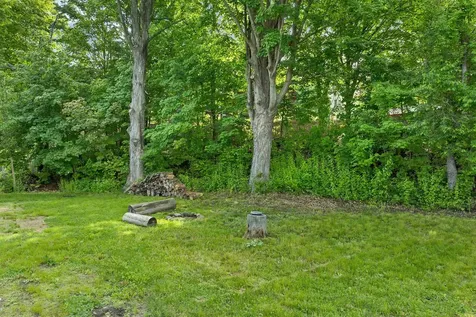 29 Ayles Court Franklin NH 03235