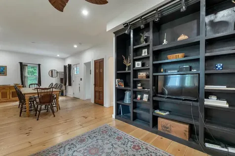 29 Ayles Court Franklin NH 03235
