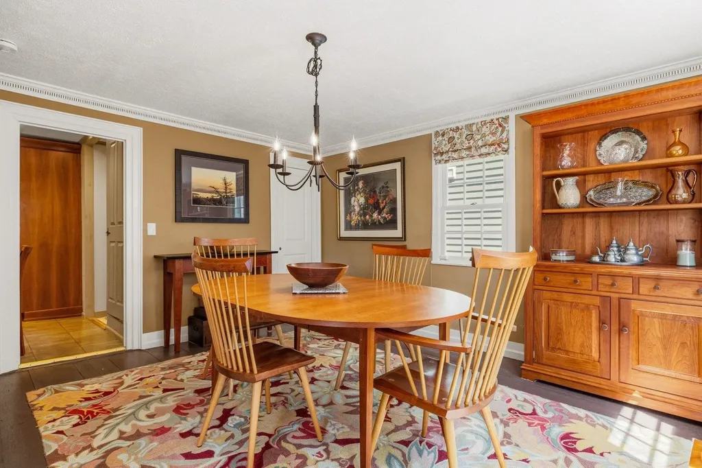 395 Pleasant Street Portsmouth NH 03801