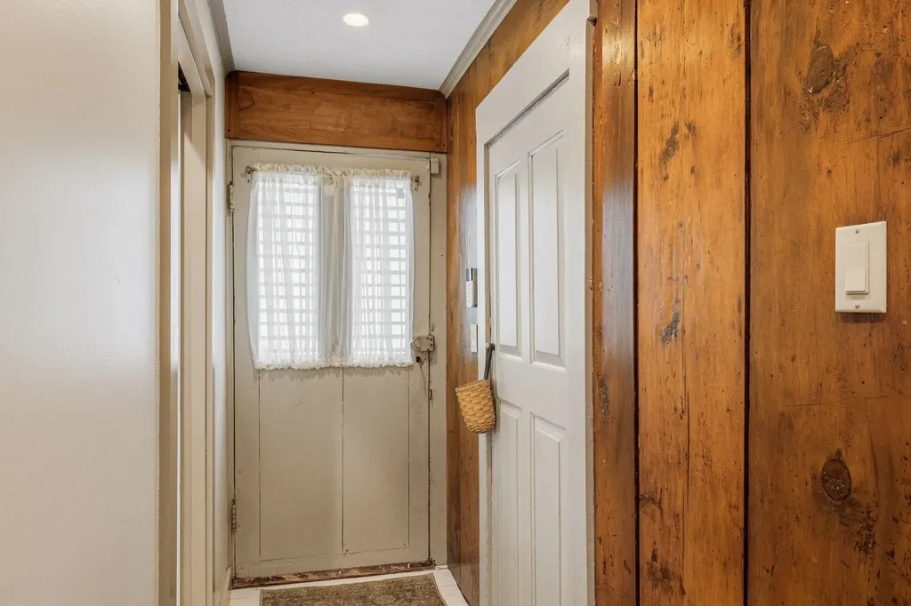 395 Pleasant Street Portsmouth NH 03801
