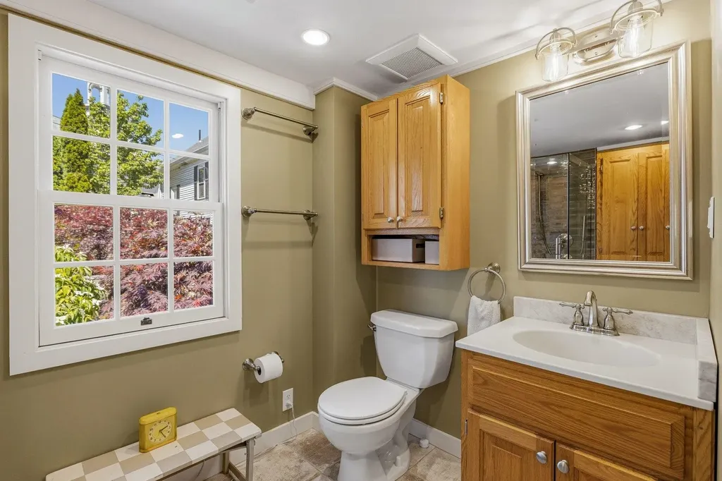 395 Pleasant Street Portsmouth NH 03801