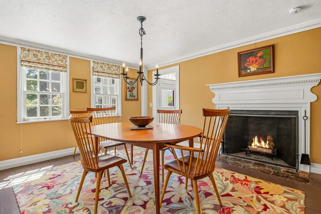 395 Pleasant Street Portsmouth NH 03801