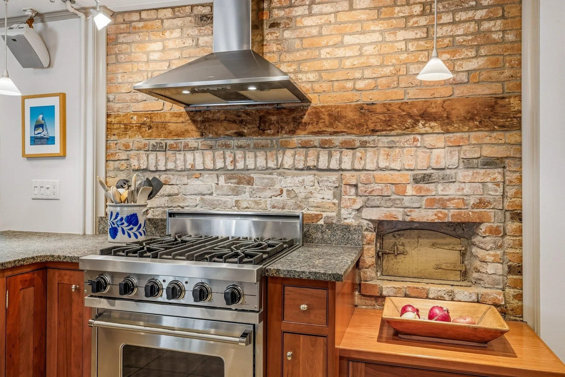395 Pleasant Street Portsmouth NH 03801