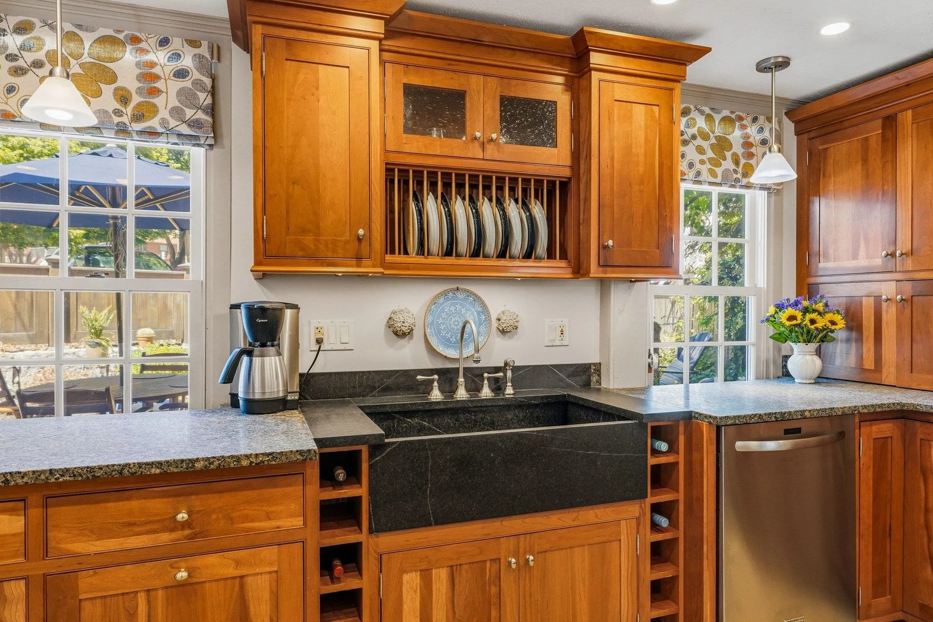 395 Pleasant Street Portsmouth NH 03801