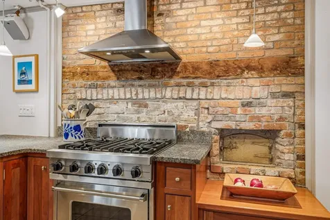 395 Pleasant Street Portsmouth NH 03801