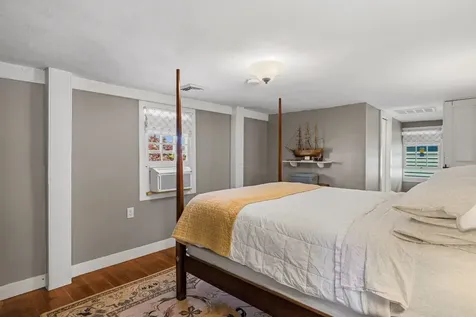 395 Pleasant Street Portsmouth NH 03801