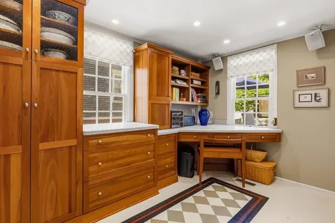 395 Pleasant Street Portsmouth NH 03801