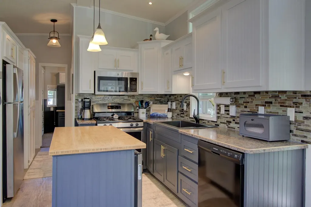 51 Island Circle South Hero VT 05486