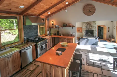 460 Bull Moose Ridge Road Stowe VT 05672