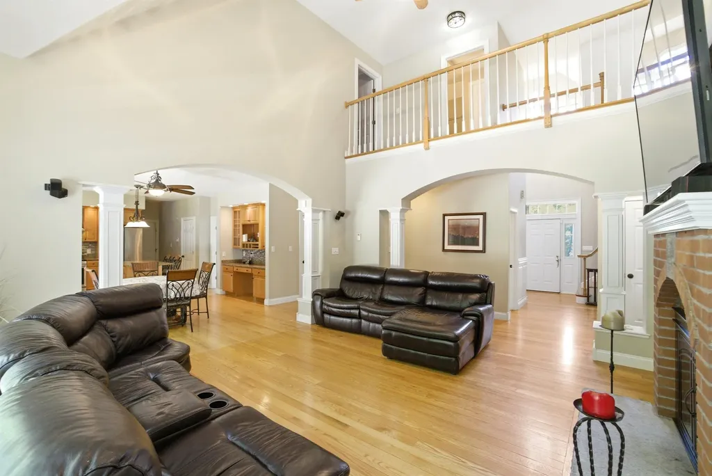 957 Back Mountain Road Goffstown NH 03045
