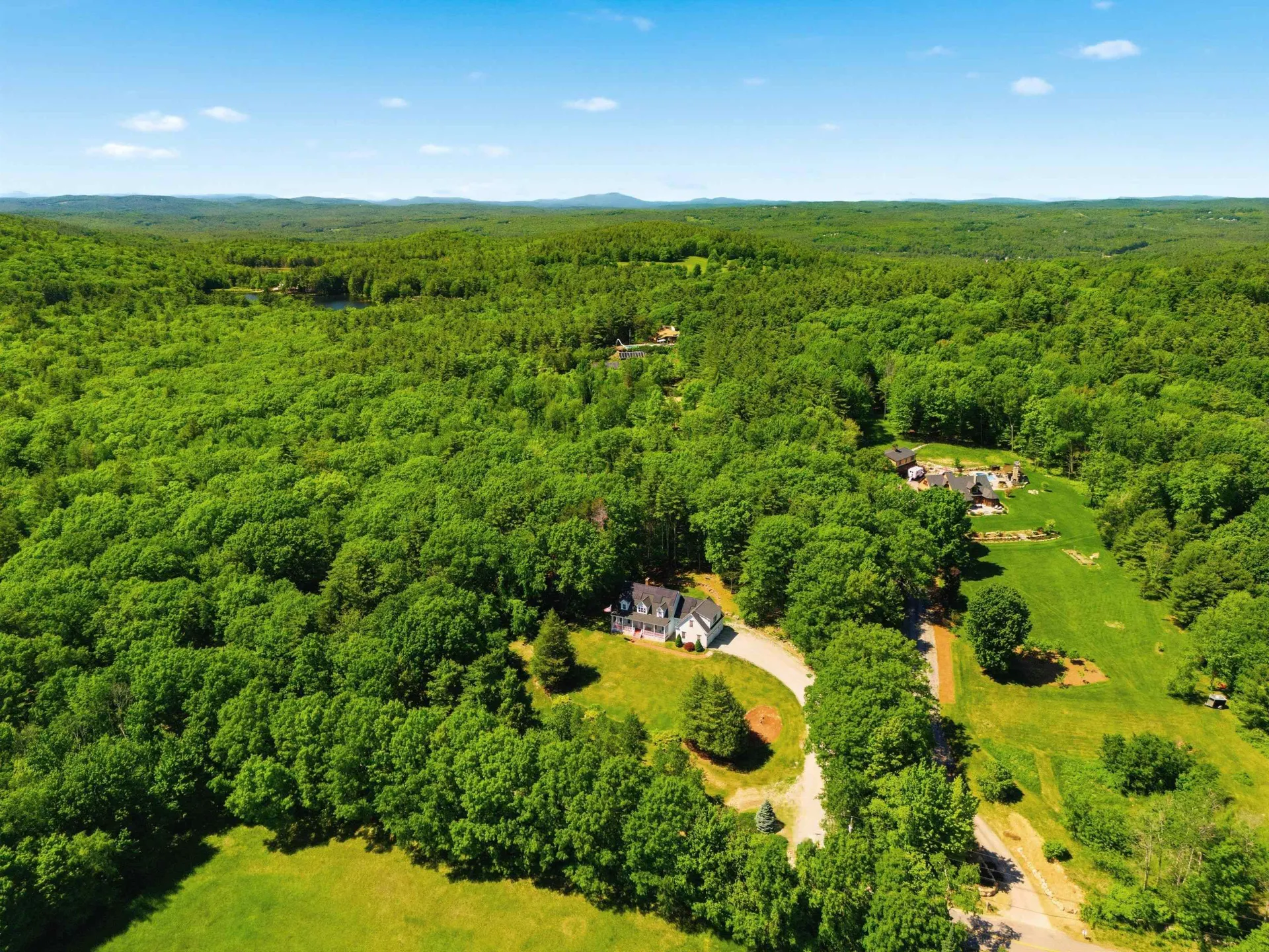 957 Back Mountain Road Goffstown NH 03045