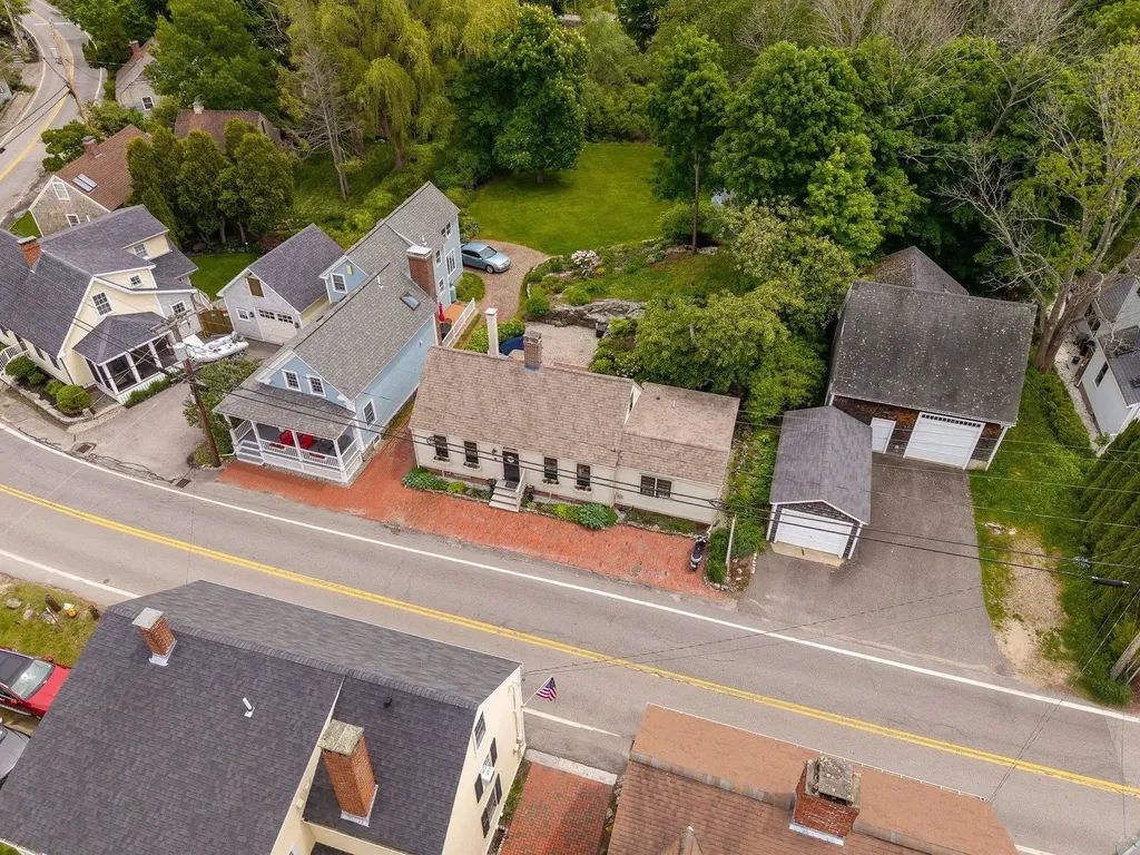 69 Cranfield Street New Castle NH 03854