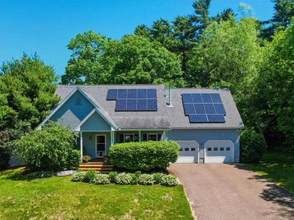 45 Mainieri Lane Colchester VT 05446