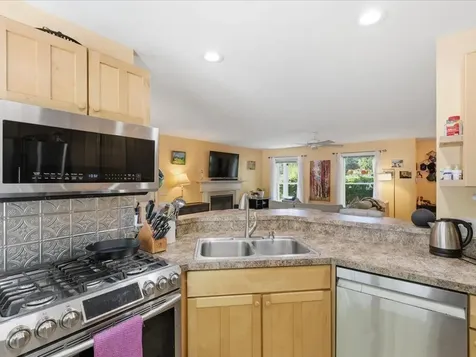45 Mainieri Lane Colchester VT 05446