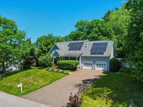 45 Mainieri Lane Colchester VT 05446