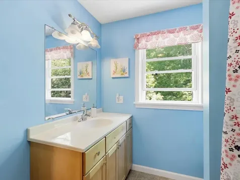 45 Mainieri Lane Colchester VT 05446